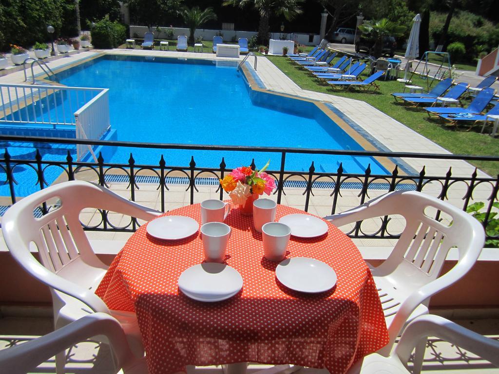 Varvara Studios & Apartments I Peroulades  Quarto foto